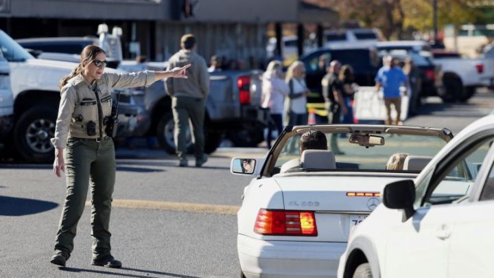 Multiple people, including children, injured in shooting at Oregon elementary school, police say. Shooter is dead