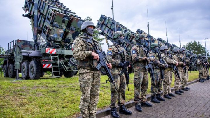How reliant is Ukraine on US support – and could Kyiv carry on without it?