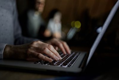 Global websites shut down after AI found a critical flaw affecting 70% of the internet