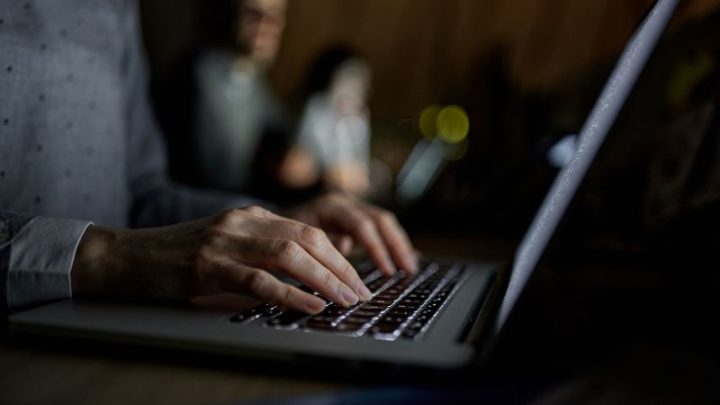 Global websites shut down after AI found a critical flaw affecting 70% of the internet