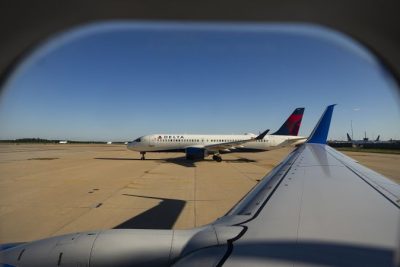 Delta expects higher fares and strong demand through the holiday season