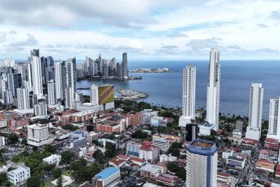 Powerful earthquake shakes Panama