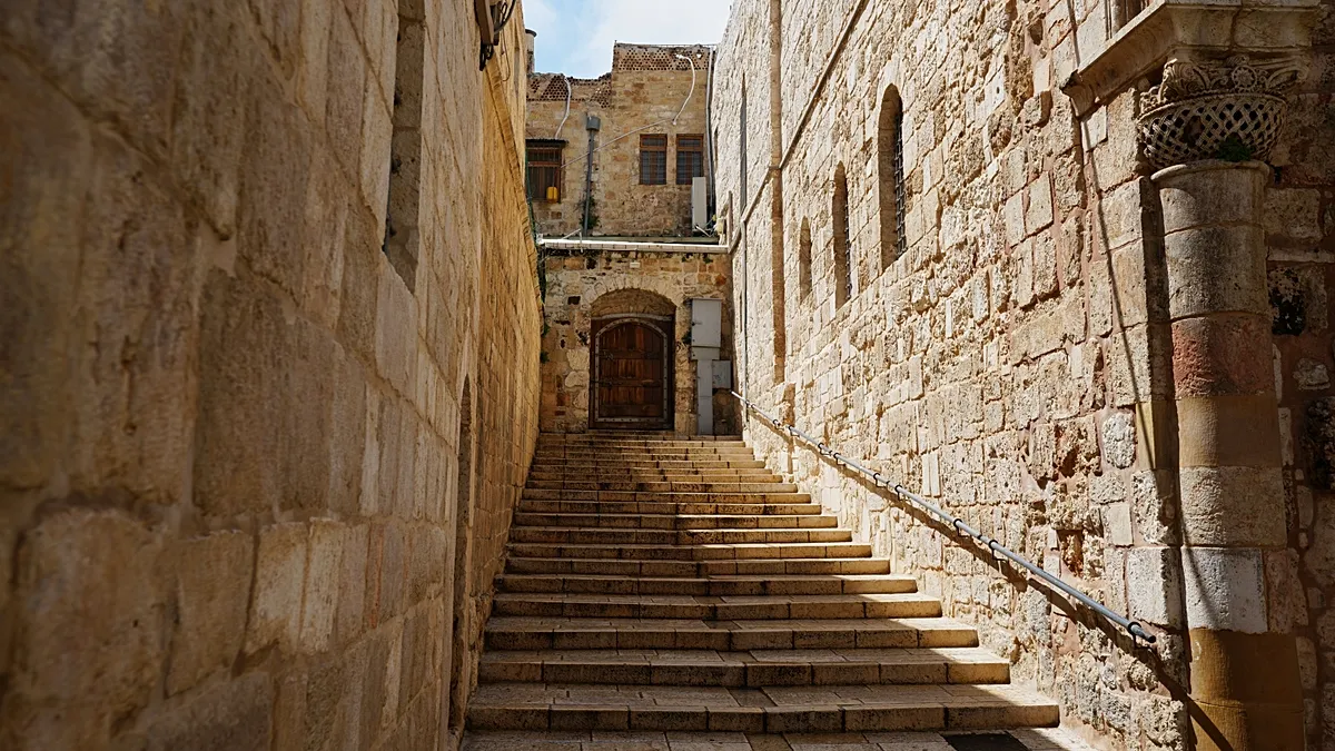 Israeli police prevent Jerusalem’s Latin Patriarch from celebrating Palm Sunday Mass