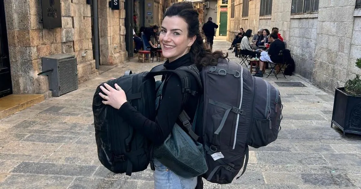 My honest review of the travel bag with a built-in vacuum system