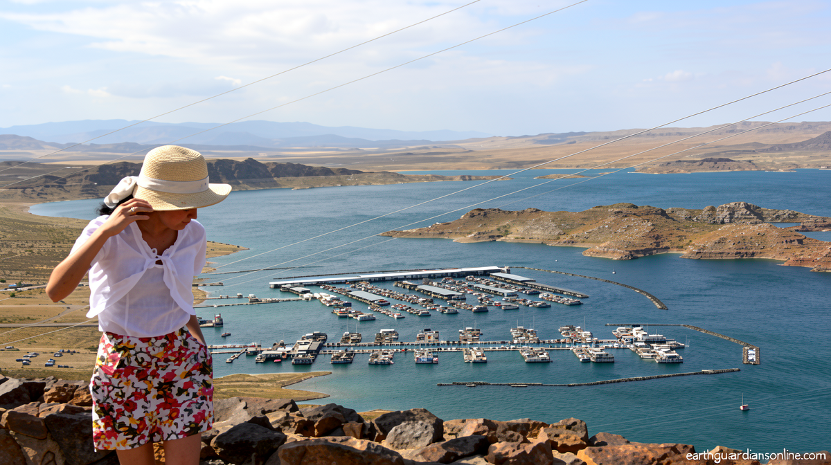 Historically low water level in two crucial US reservoirs threatens water and power millions