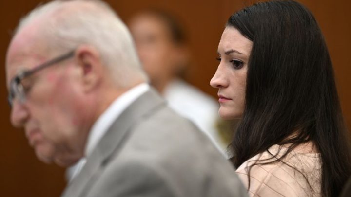 Notes on Lindsay Clancy’s cellphone paint a picture of a woman ‘going downhill’