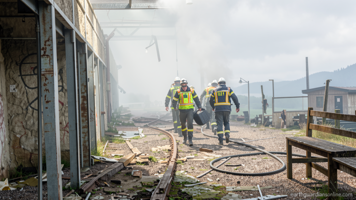 Zelensky vows response after Russian strike on shopping mall kills 16