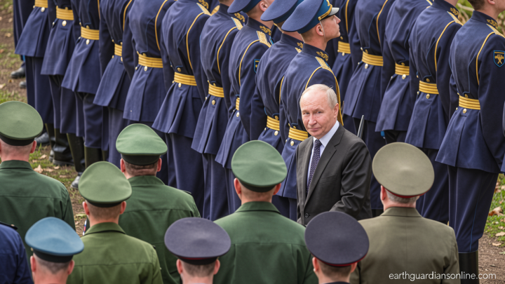 Russia likely to mobilize at least 300,000 more troops to Ukraine war, Zelensky warns