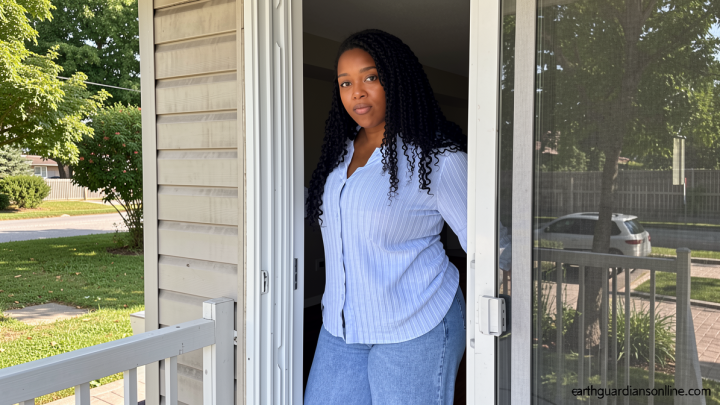 This immigrant left the US for Canada. Something stood out to her at the border