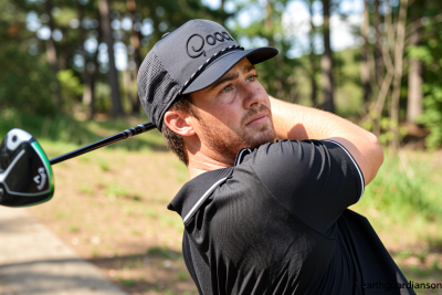 A controversial ad for a driver is the latest clash between golf’s old guard and new world