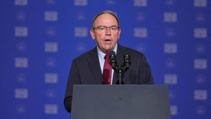 Wisconsin Rep. Tom Tiffany suffers minor injuries when his plane makes an emergency landing in a lake