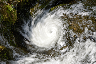 Hurricane Lowell strengthens to Category 5 as Hawaii braces for possible impacts