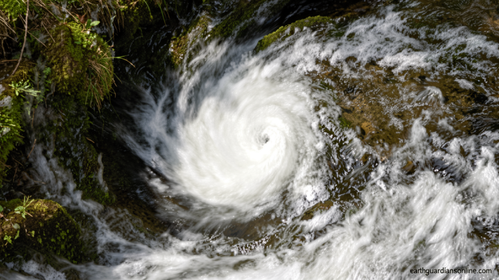 Hurricane Lowell strengthens to Category 5 as Hawaii braces for possible impacts
